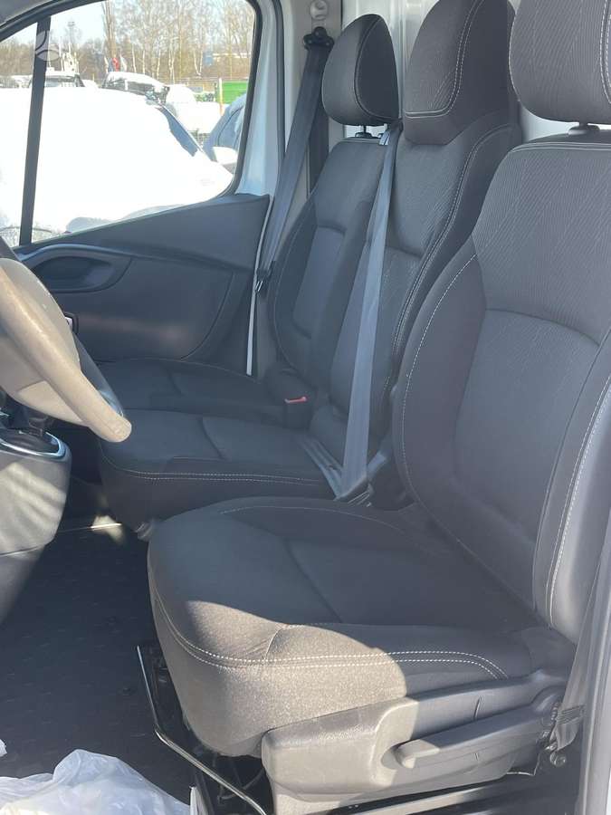 Renault Trafic, 2019 8