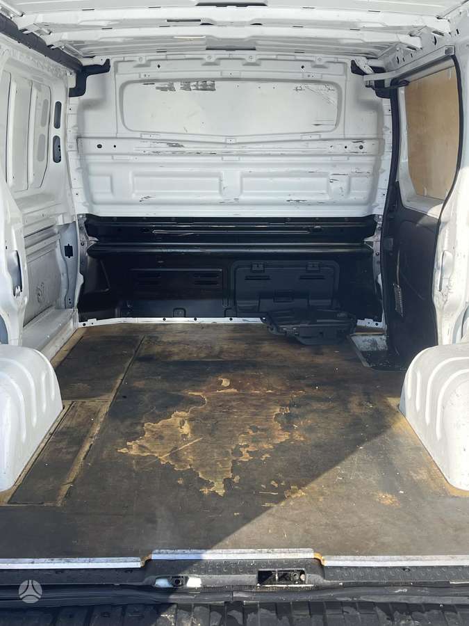 Renault Trafic, 2019 14