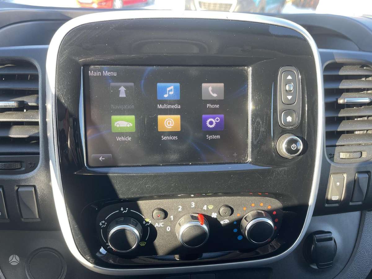 Renault Trafic, 2019 17