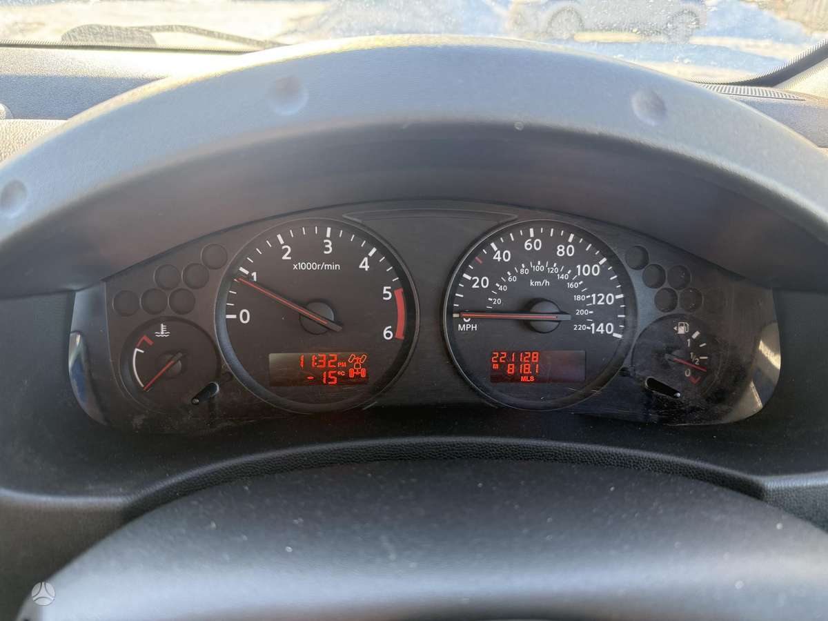 Nissan Navara, 2011 10