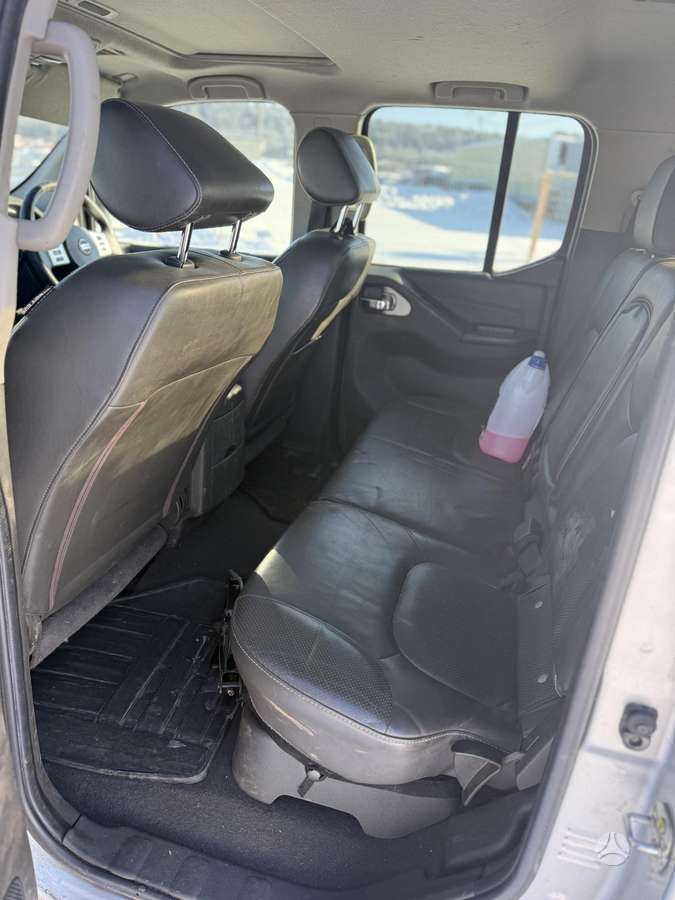 Nissan Navara, 2011 13