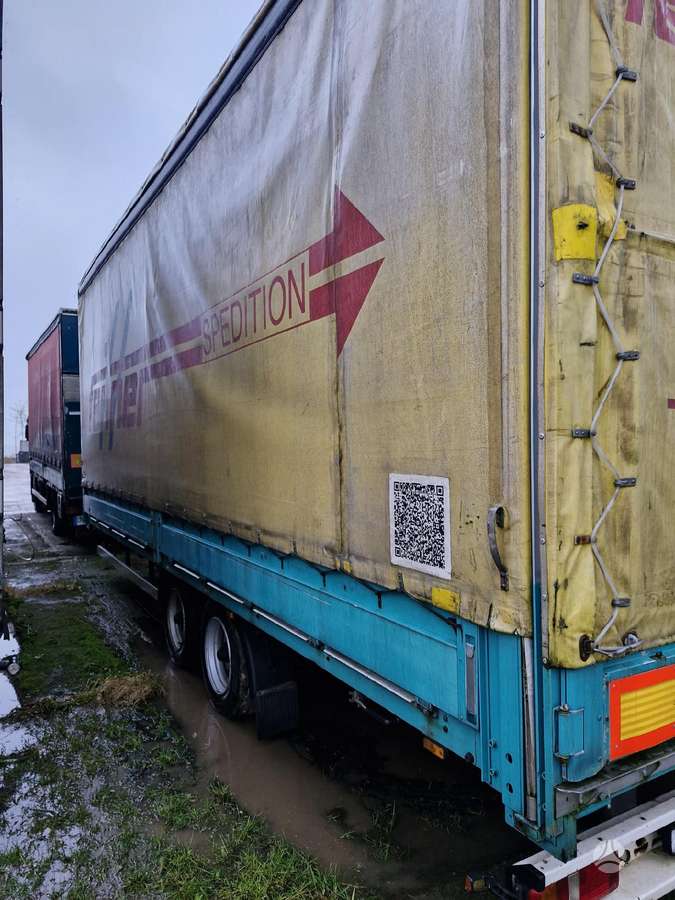 Ackermann, curtainsider with dropside