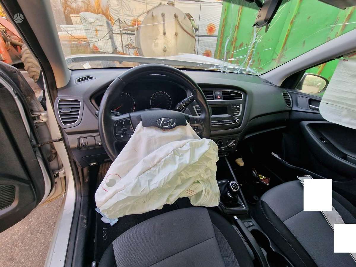 Hyundai i20, G4LA, dalimis