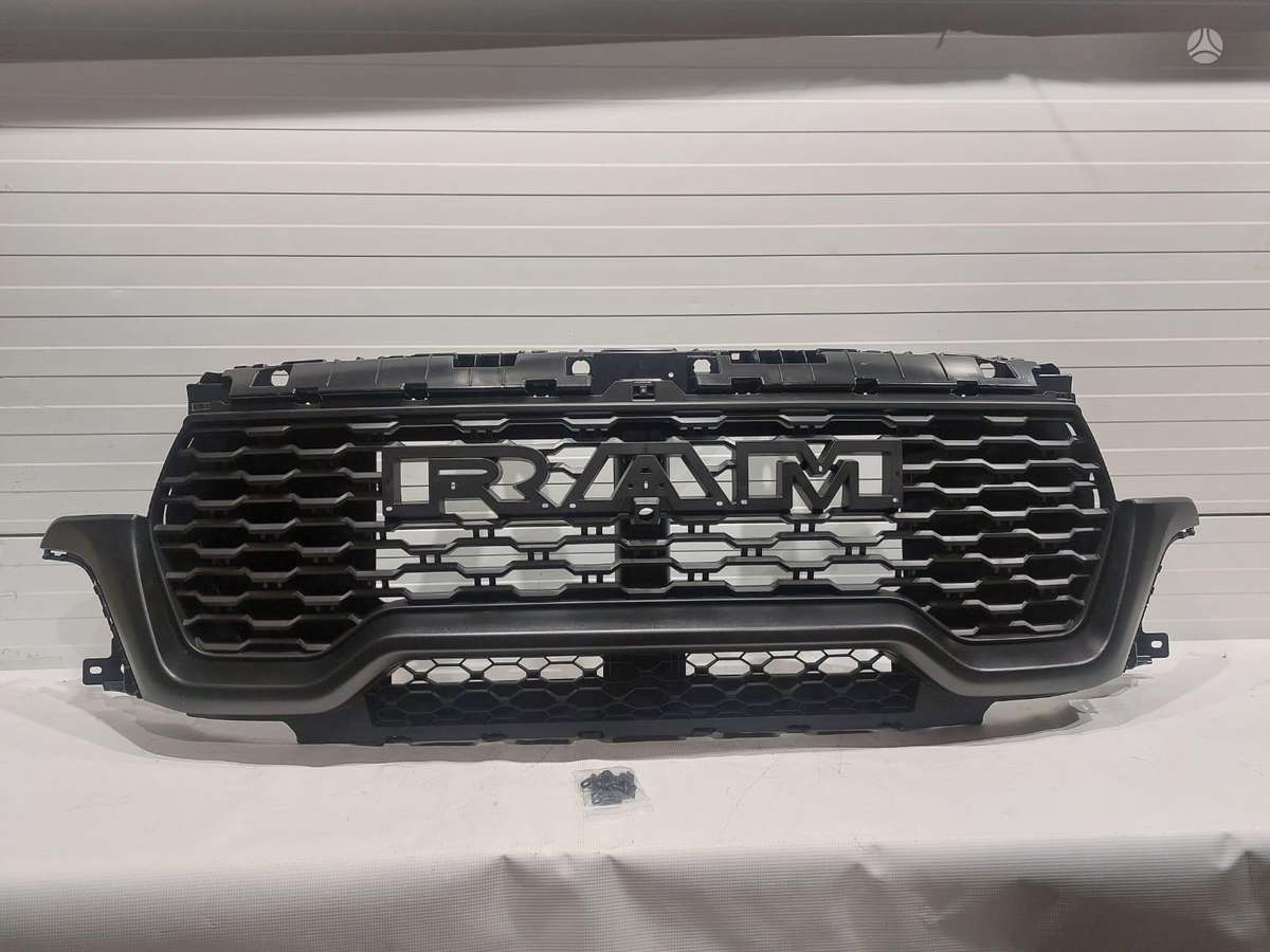 Dodge Ram, 68668836AA, радиаторная решётка