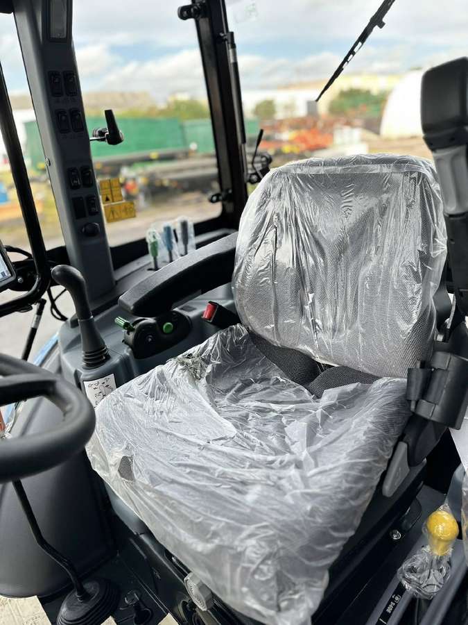LS Mtron XU 6168, тракторы
