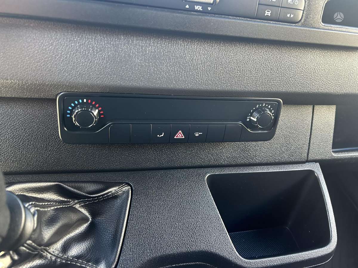 Mercedes-Benz Sprinter, 2023 12