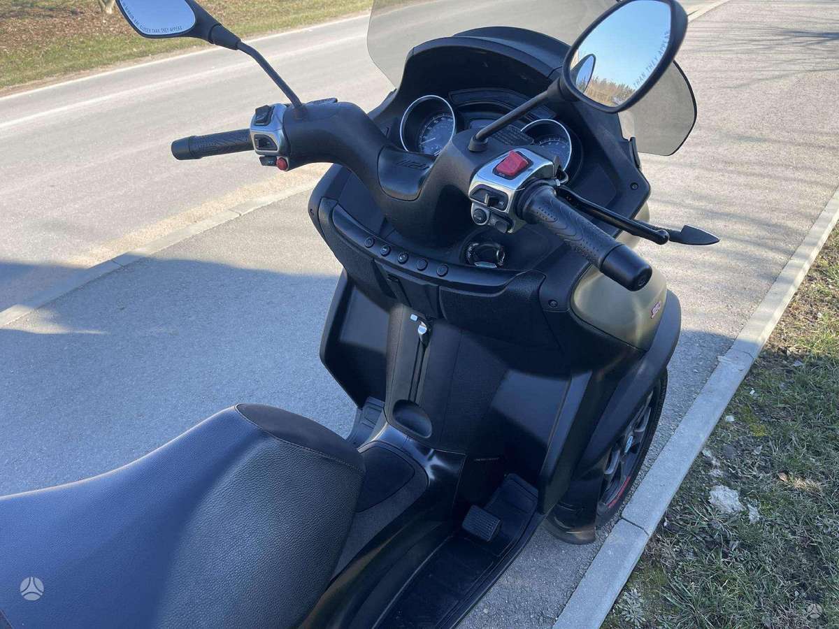 Piaggio MP3 350cc, трициклы