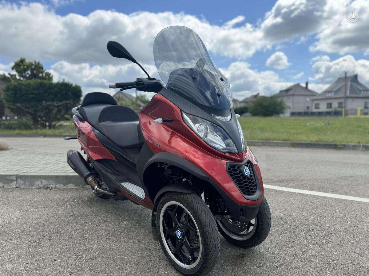 Piaggio MP3 500cc, tricikli