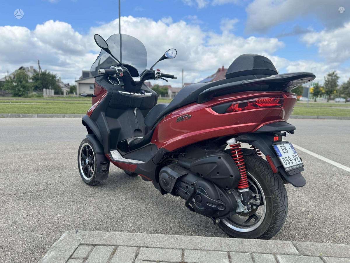Piaggio MP3 500cc, tricikli