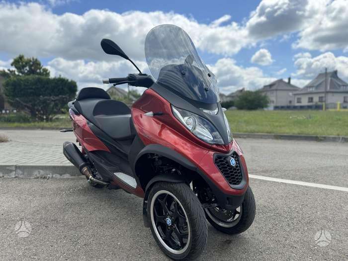 Piaggio MP3 500cc, tricikli