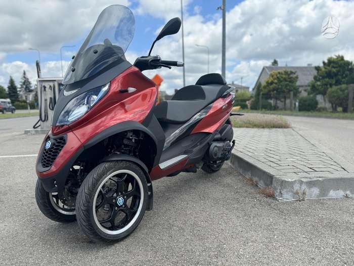 Piaggio MP3 500cc, tricikli