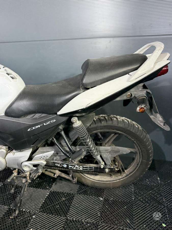 Honda CBF 125cc, street / classic