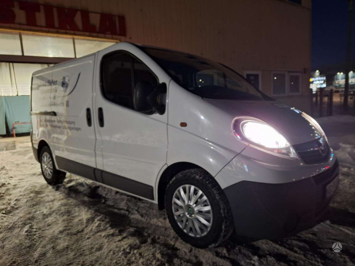 Opel Vivaro, 2014 11