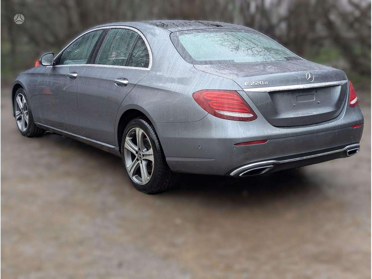 Mercedes-Benz E220 variklis