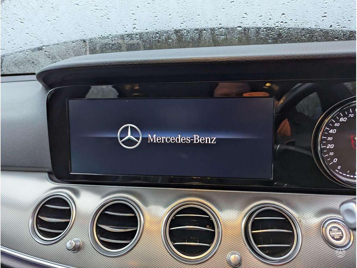 Mercedes-Benz E220 variklis