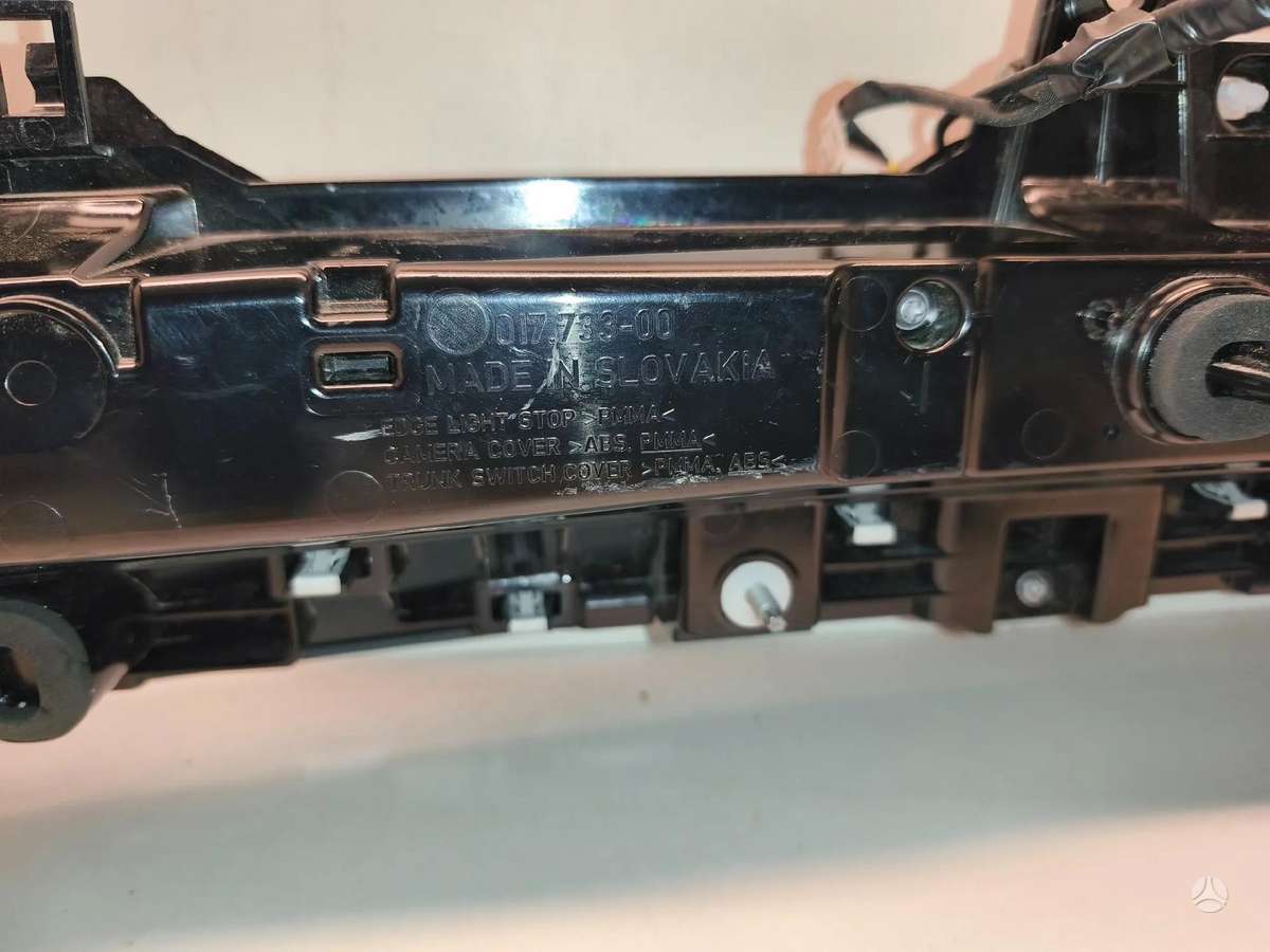 Tesla Model Y, 2004604-00-B, lights