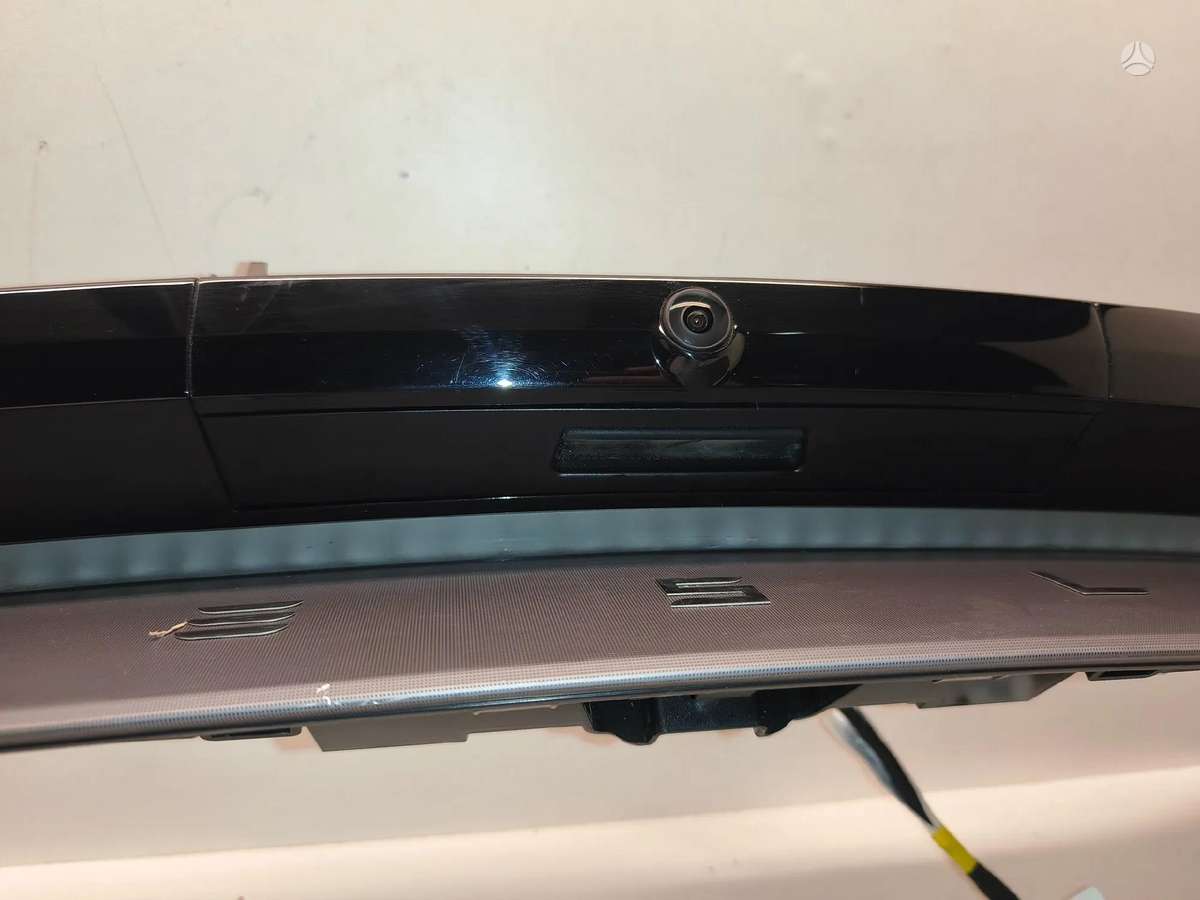 Tesla Model Y, 2004604-00-B, lights