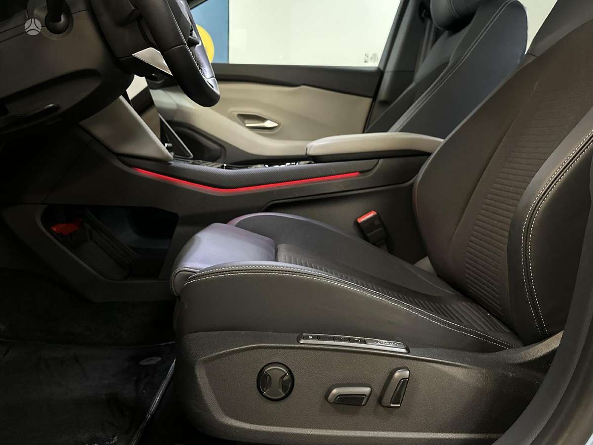 Ford Explorer, visureigis / krosoveris