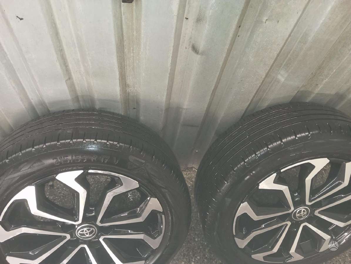 Toyota, lengvojo lydinio, R17