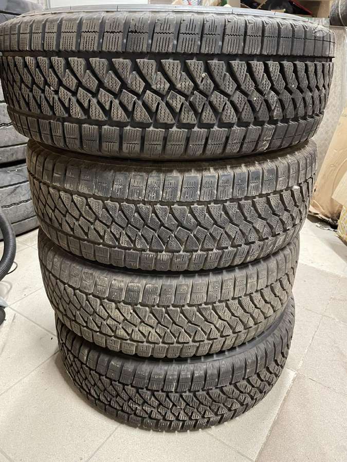 Bridgestone, всесезонные 225/70 R15
