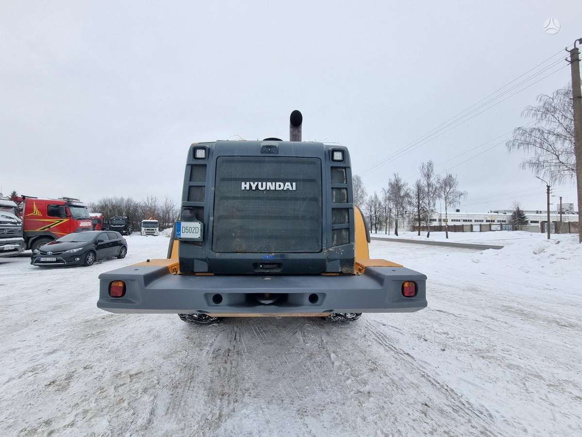 Hyundai HL975, frontal loader