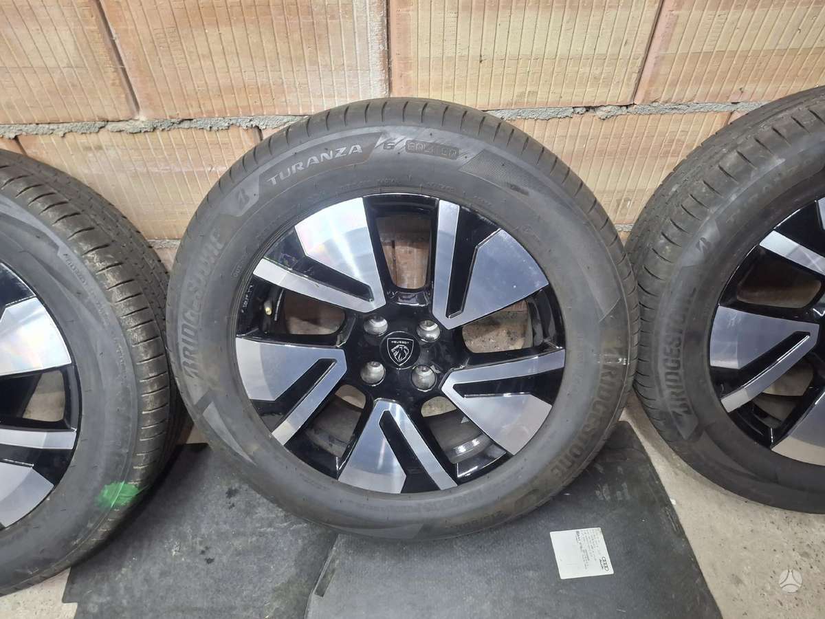 Peugeot 2008, легкосплавные , R17