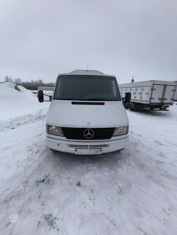 Mercedes-Benz Sprinter, 1996 8