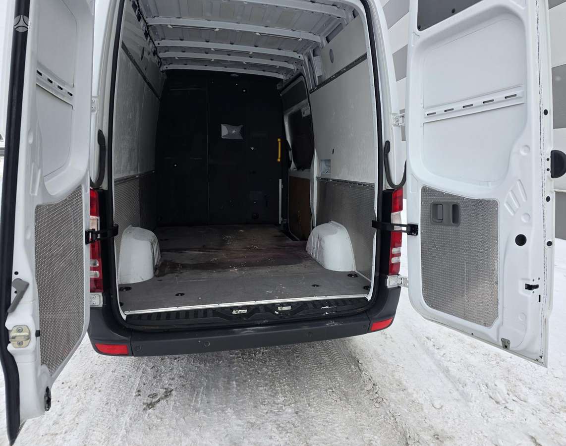 Mercedes-Benz Sprinter, 2017 16