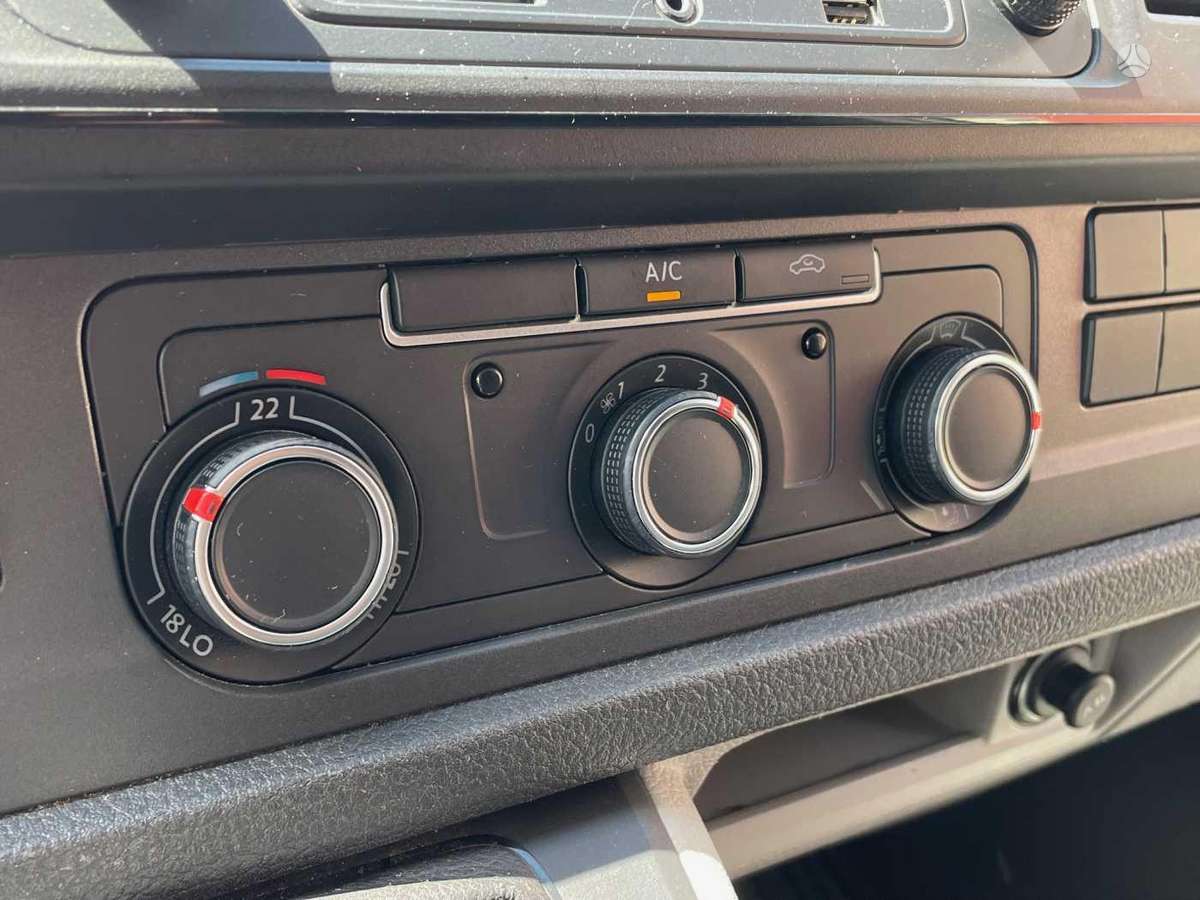 Volkswagen Transporter, 2018 12