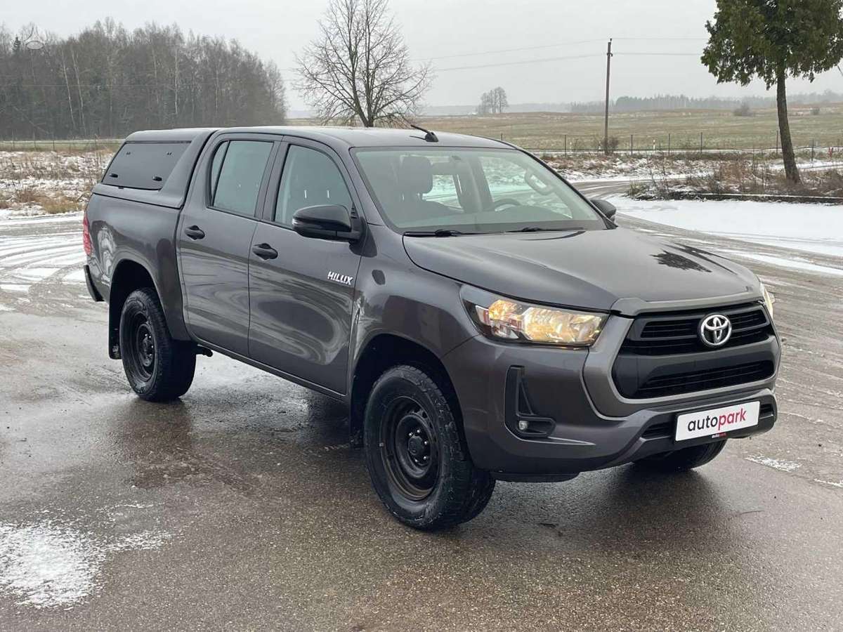 Toyota Hilux, 2021 3