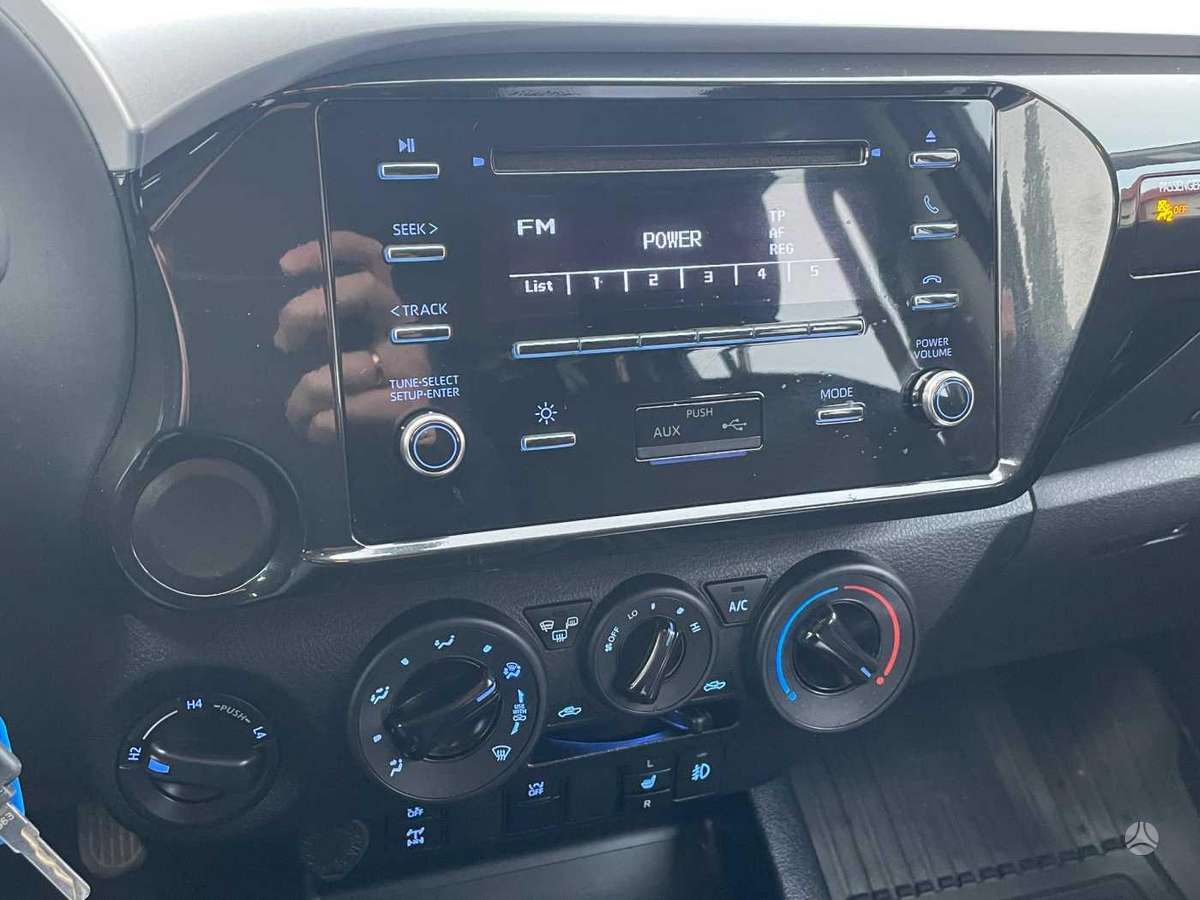 Toyota Hilux, 2021 12