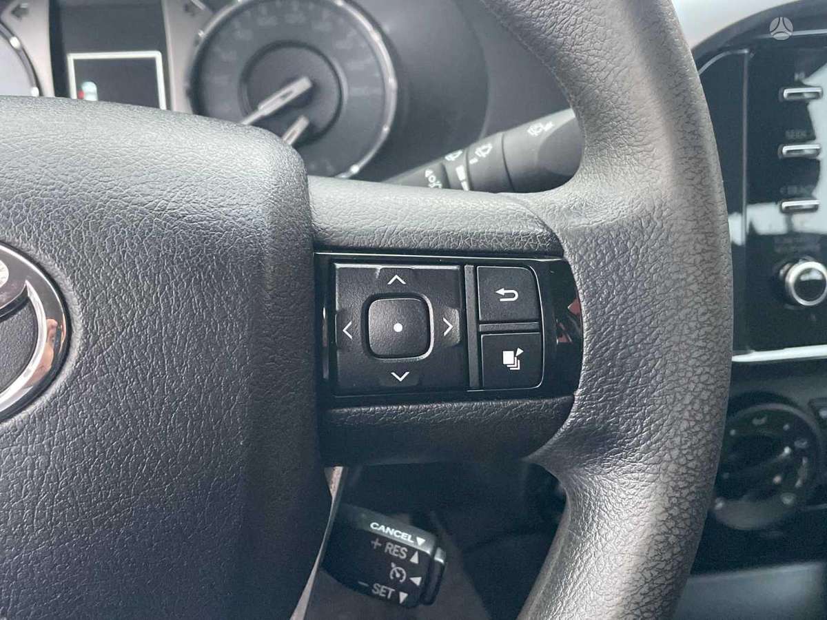 Toyota Hilux, 2021 15