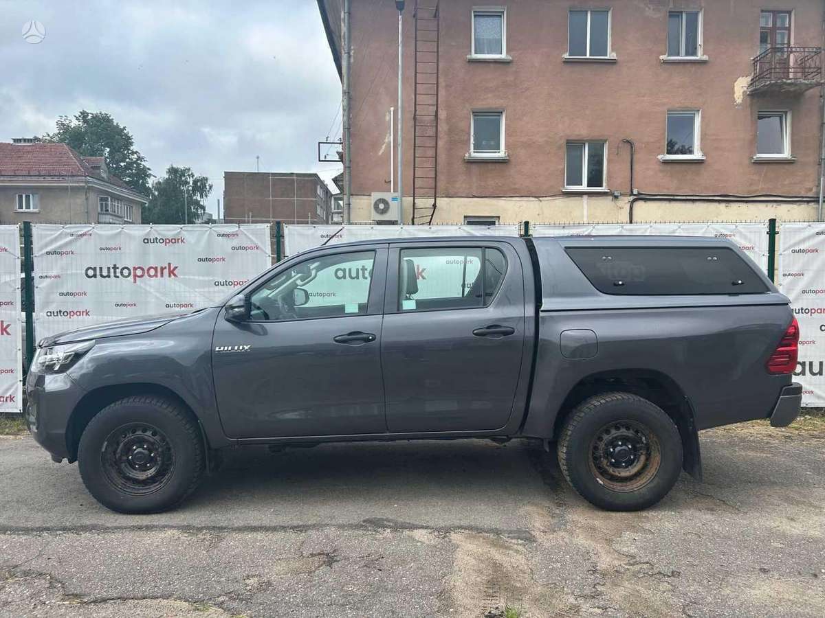 Toyota Hilux, 2021 4