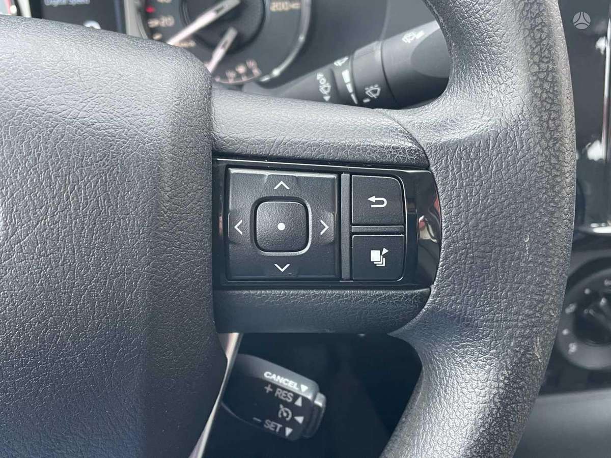 Toyota Hilux, 2021 15