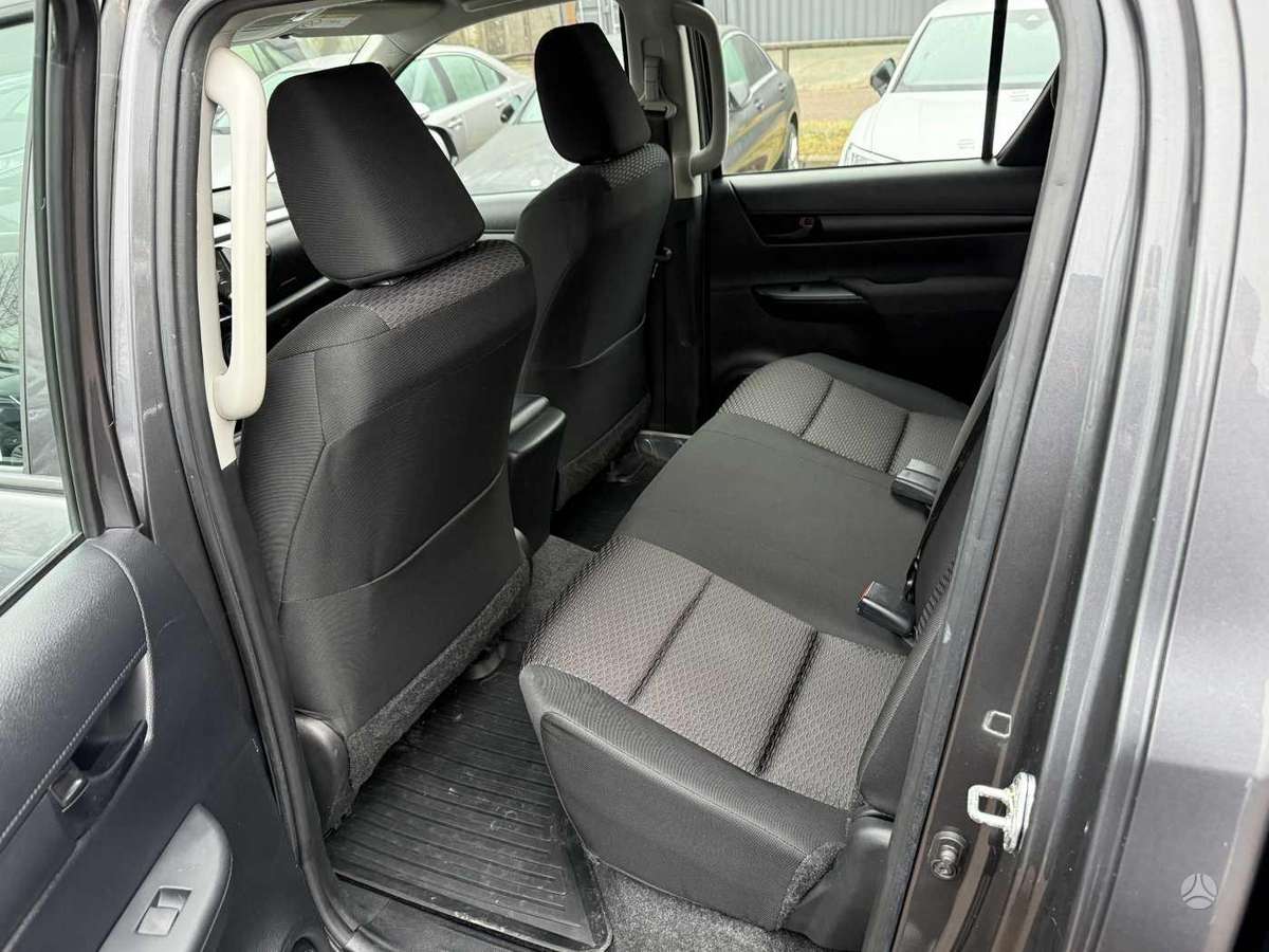 Toyota Hilux, 2021 6