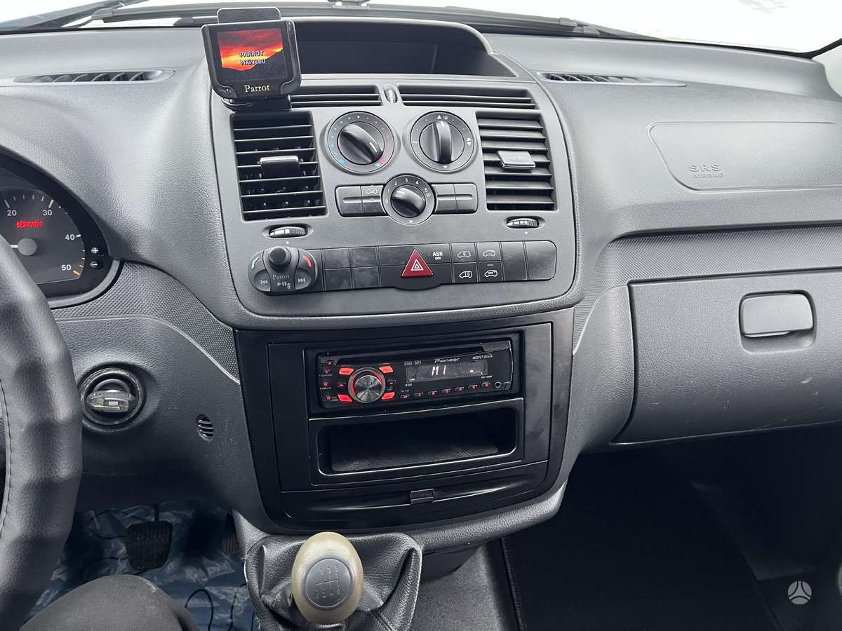 Mercedes-Benz Vito, 2011 10