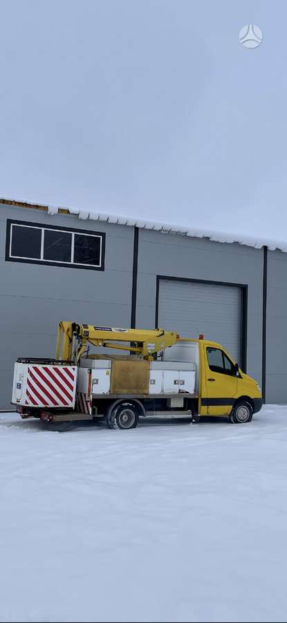 Mercedes-Benz Sprinter, boom lift