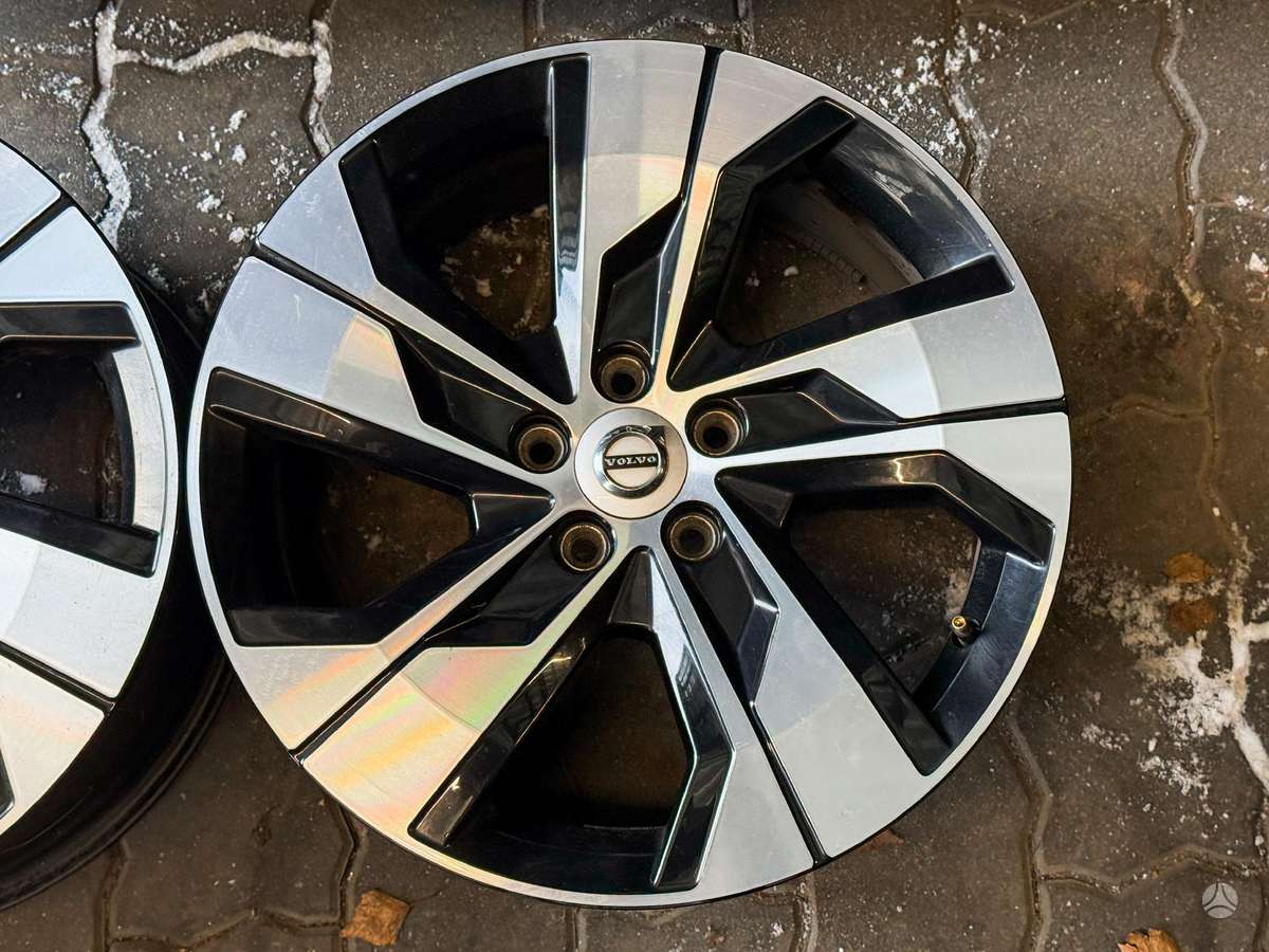 -Kita- Volvo, легкосплавные , R18