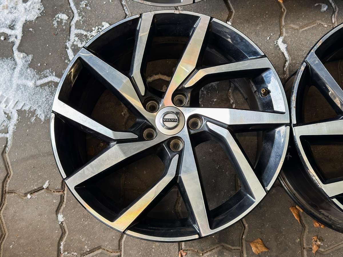 -Kita- Volvo, легкосплавные , R18