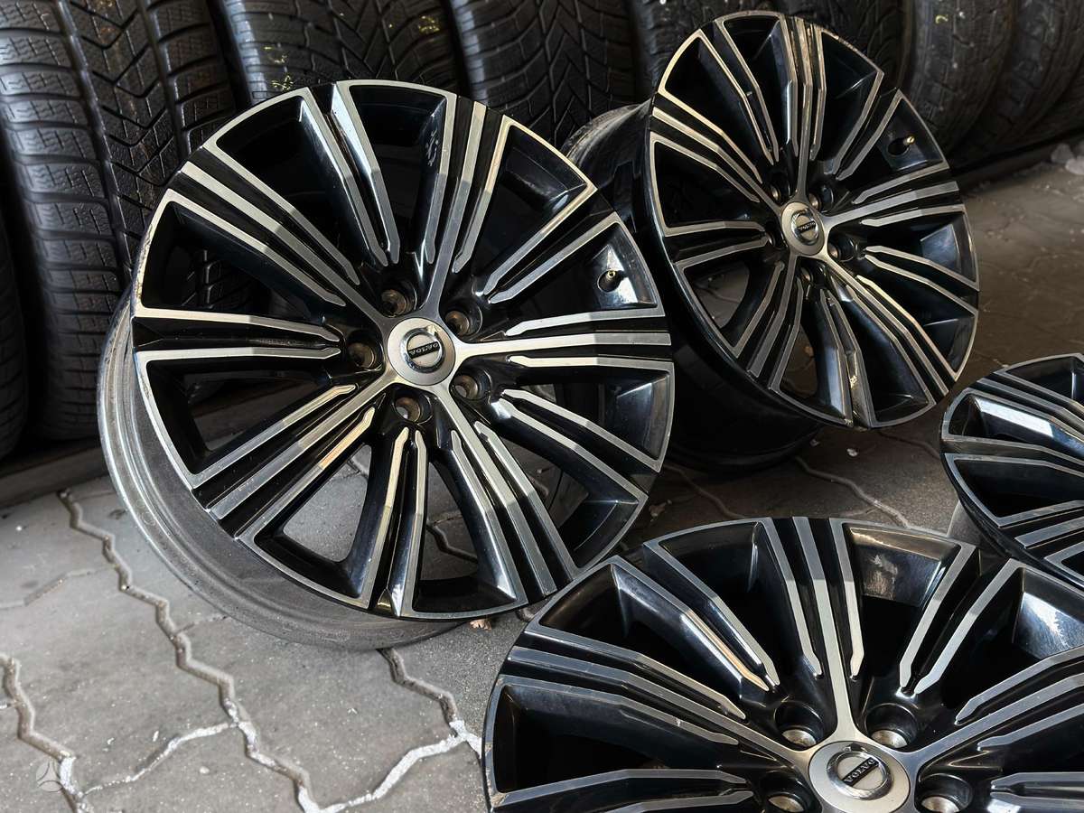 -Kita- Volvo, light alloy, R18