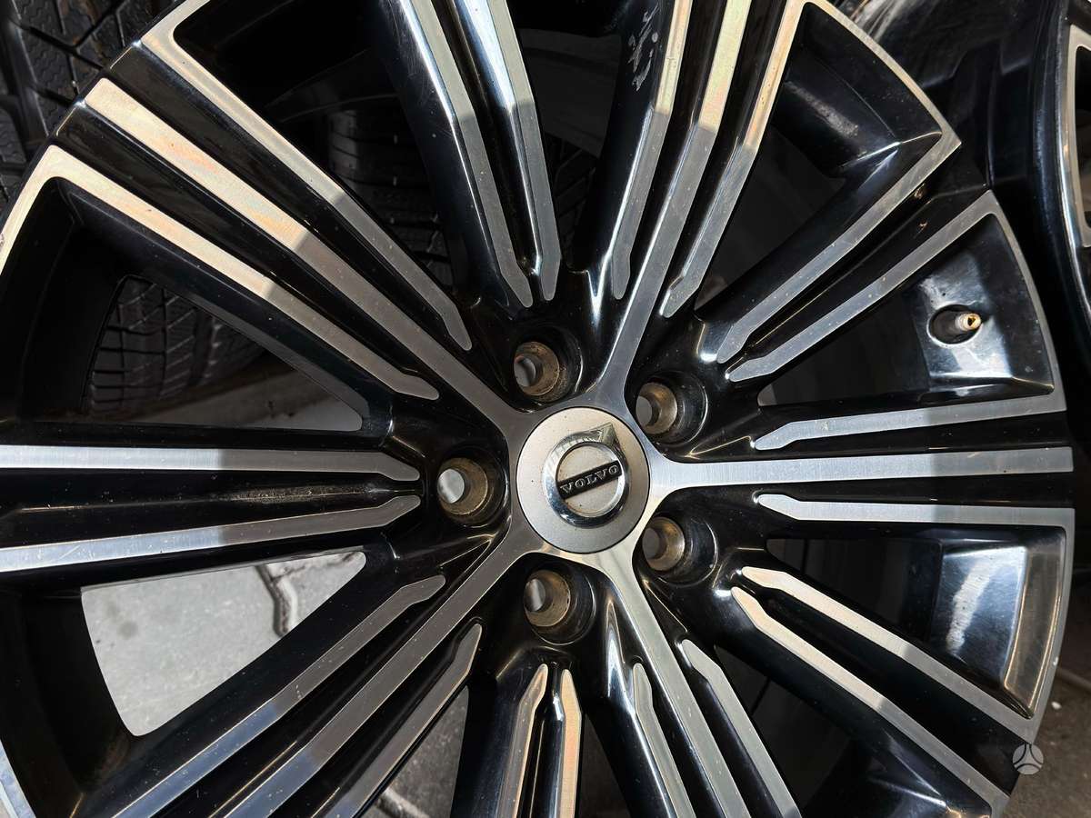 -Kita- Volvo, light alloy, R18