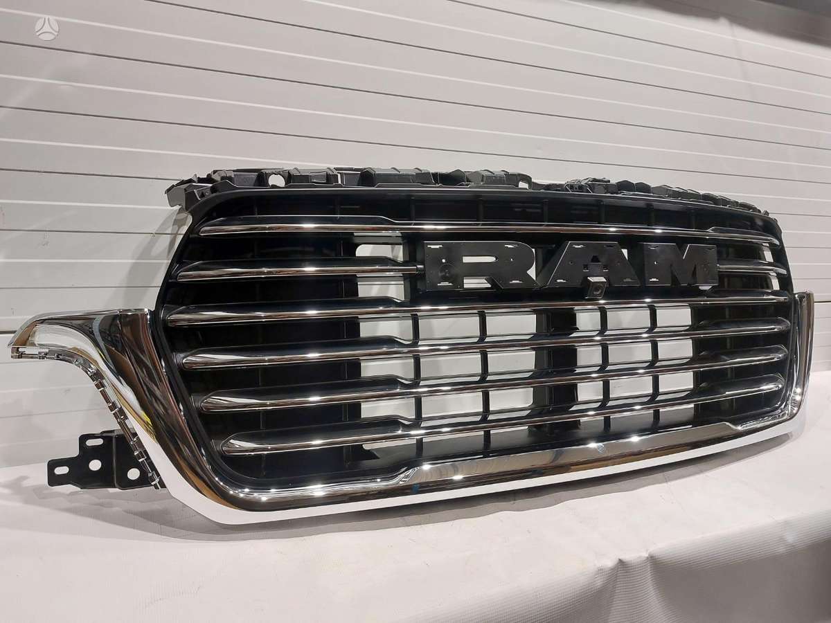 Dodge Ram, 68668819AA, apdailos grotelės