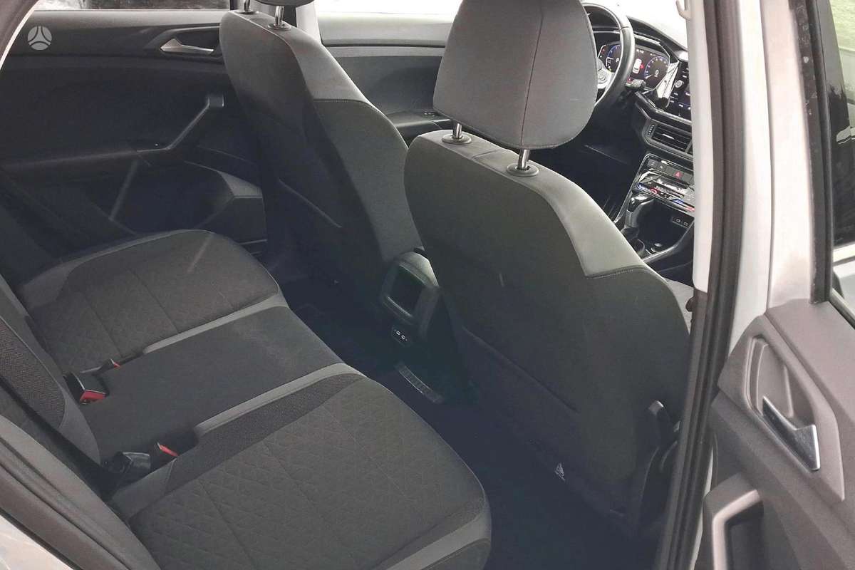 Volkswagen T-Cross - 11