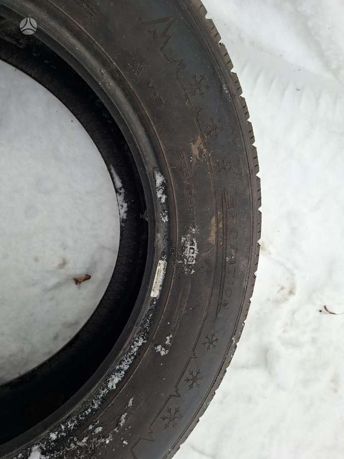 Dunlop, всесезонные 235/65 R17