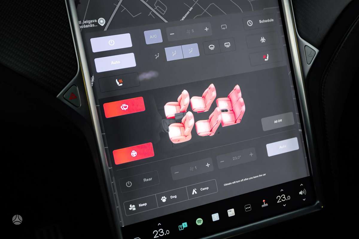 Tesla Model, 2017 10