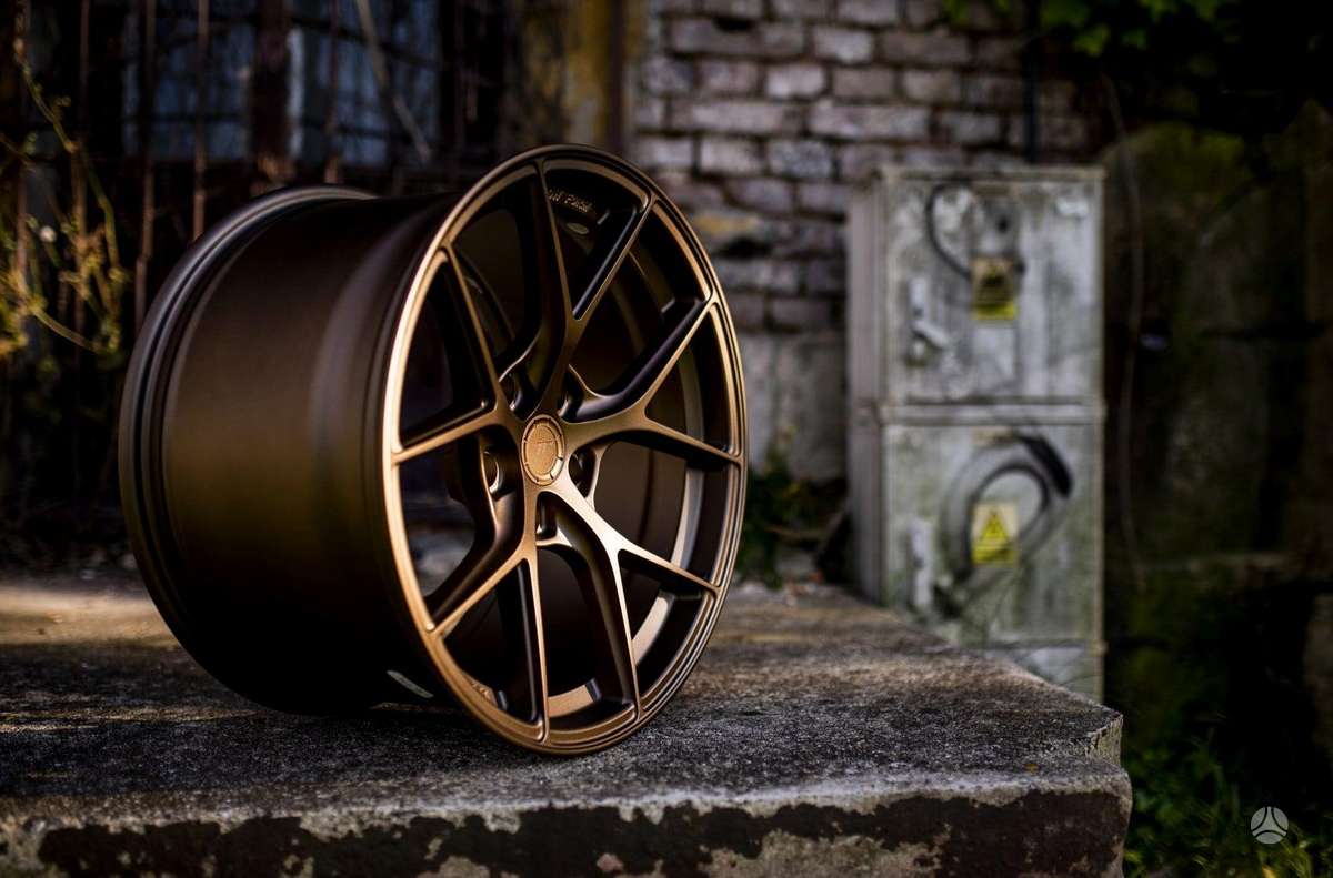 Japan Racing SL01 Bronze FlowForm, легкосплавные , R19
