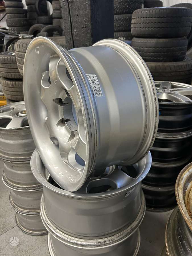 Mitsubishi L200, light alloy, R16