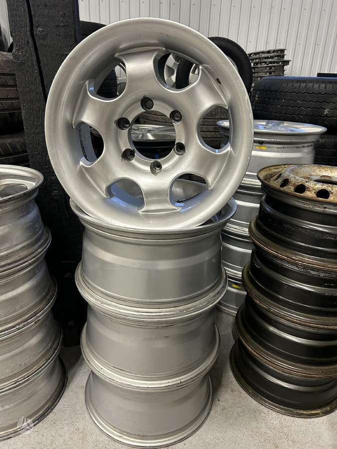 Mitsubishi L200, light alloy, R16
