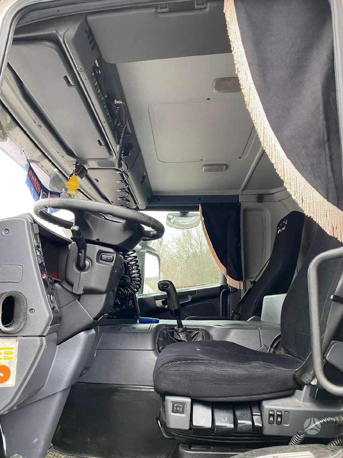 Scania P340, trucks