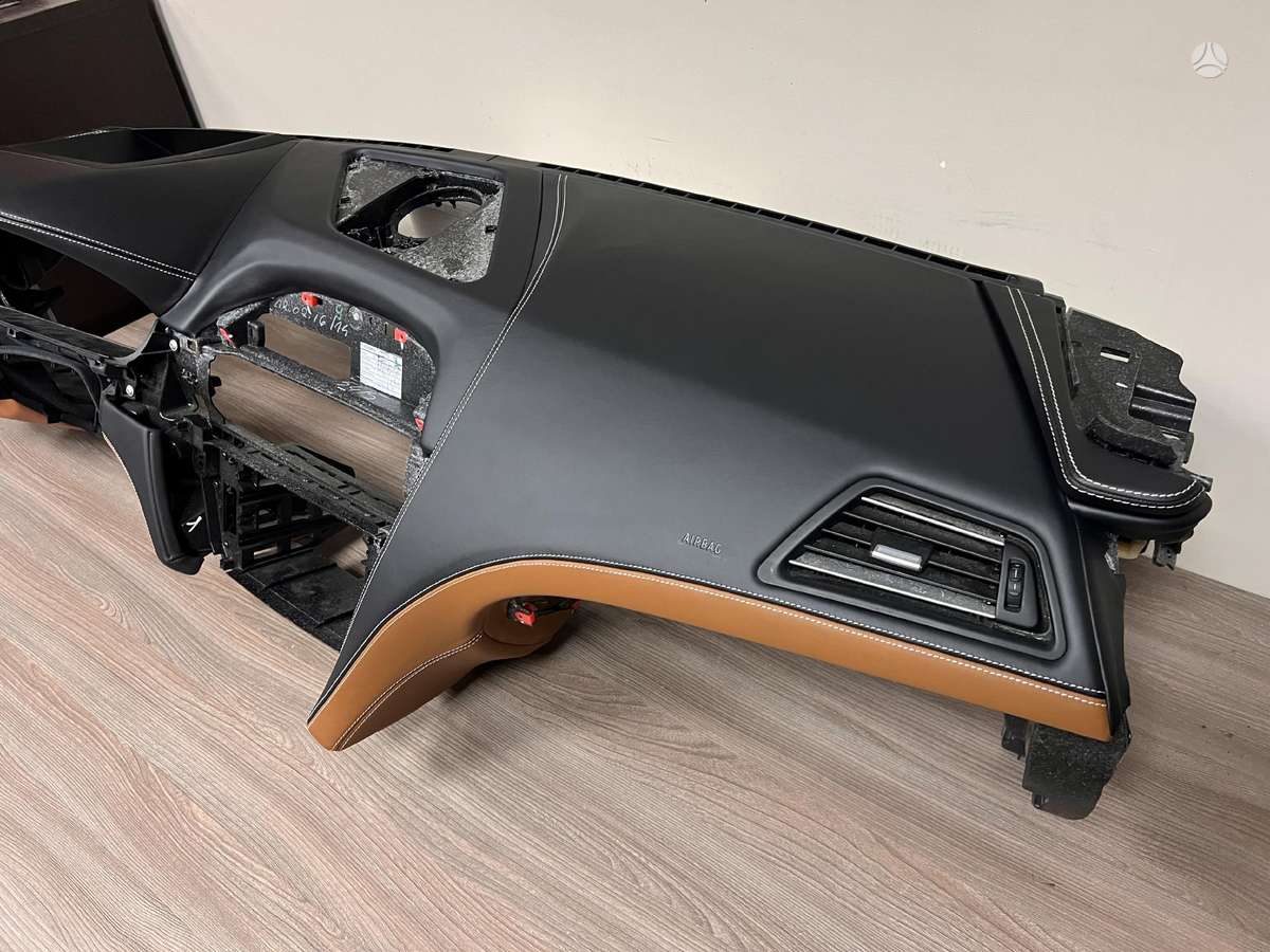 BMW 6 serija детали салона